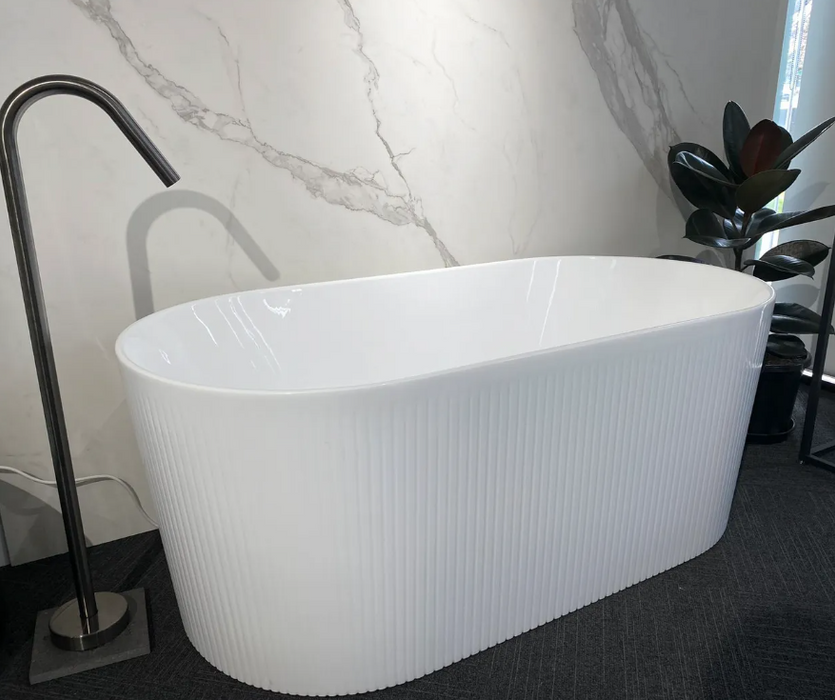 1500/1700*750/800*580mm OTTI Noosa Gloss/Matt White Oval Acrylic Freestanding Bathtub